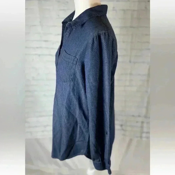 Liz Claiborne top Blue Denim Chambray Polka dot Roll Sleeve Shirt Woman’s size L - Picture 2 of 12